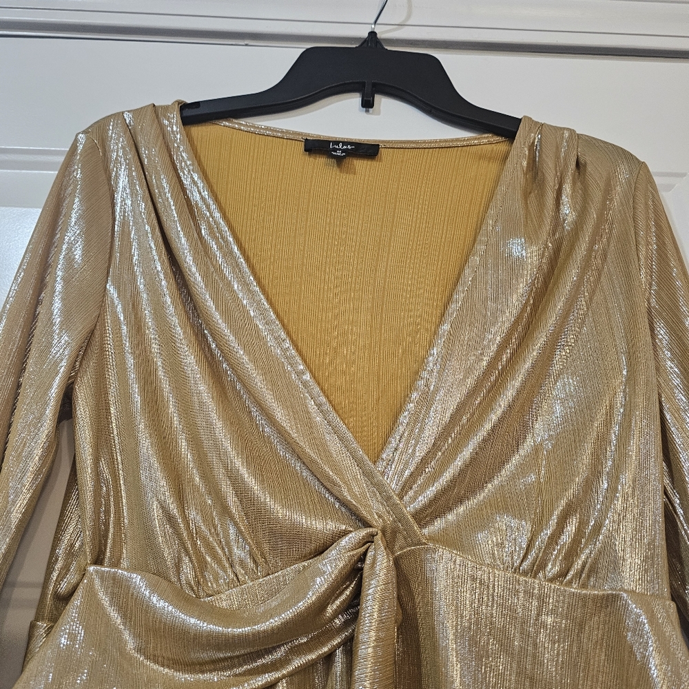 Lulus Shinning Beauty Metallic Gold Top Size Medium Long Sleeves Disco 70s Vibe - Picture 6 of 11